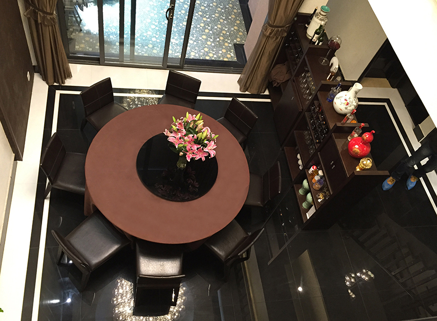 餐厅.jpg 餐厅.jpg